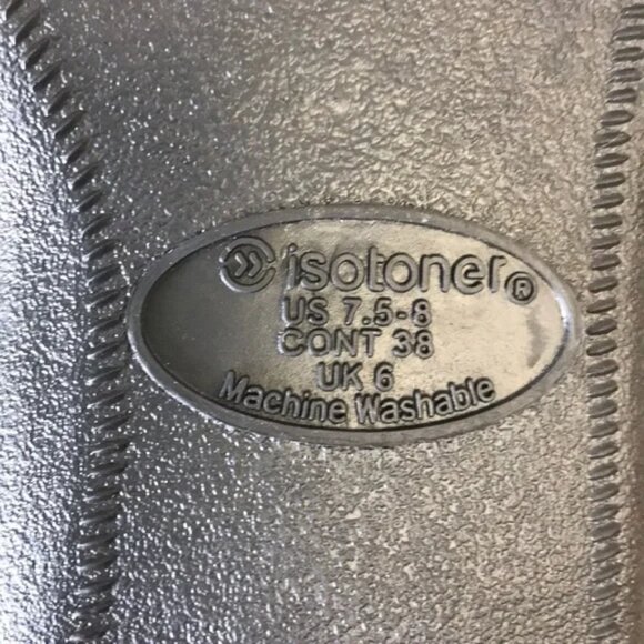 Isotoner Slippers - Picture 5 of 6